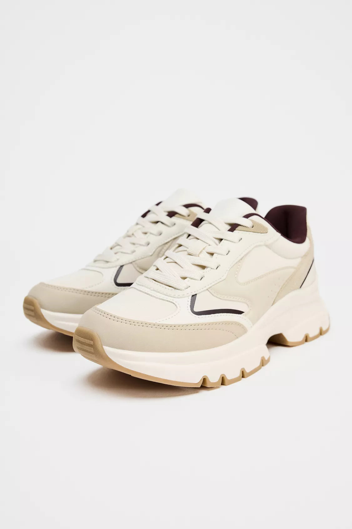 Zara contrast running