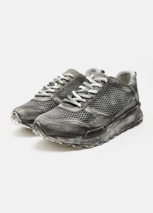 Zara contrast running