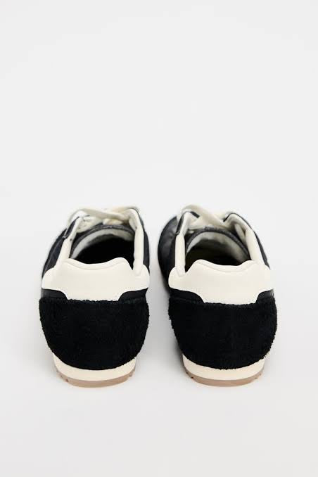 Lace up sneaker women’s sneakers