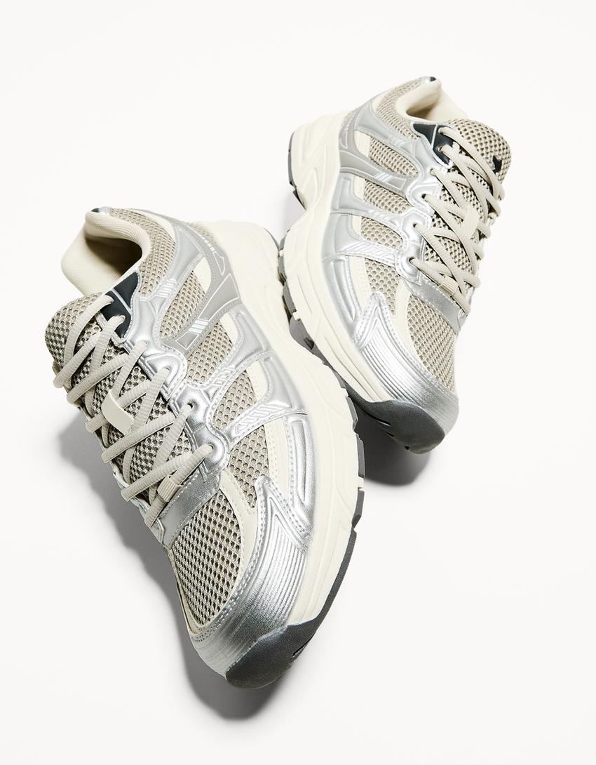 Bershka Contrast Studded Sole Sneakers