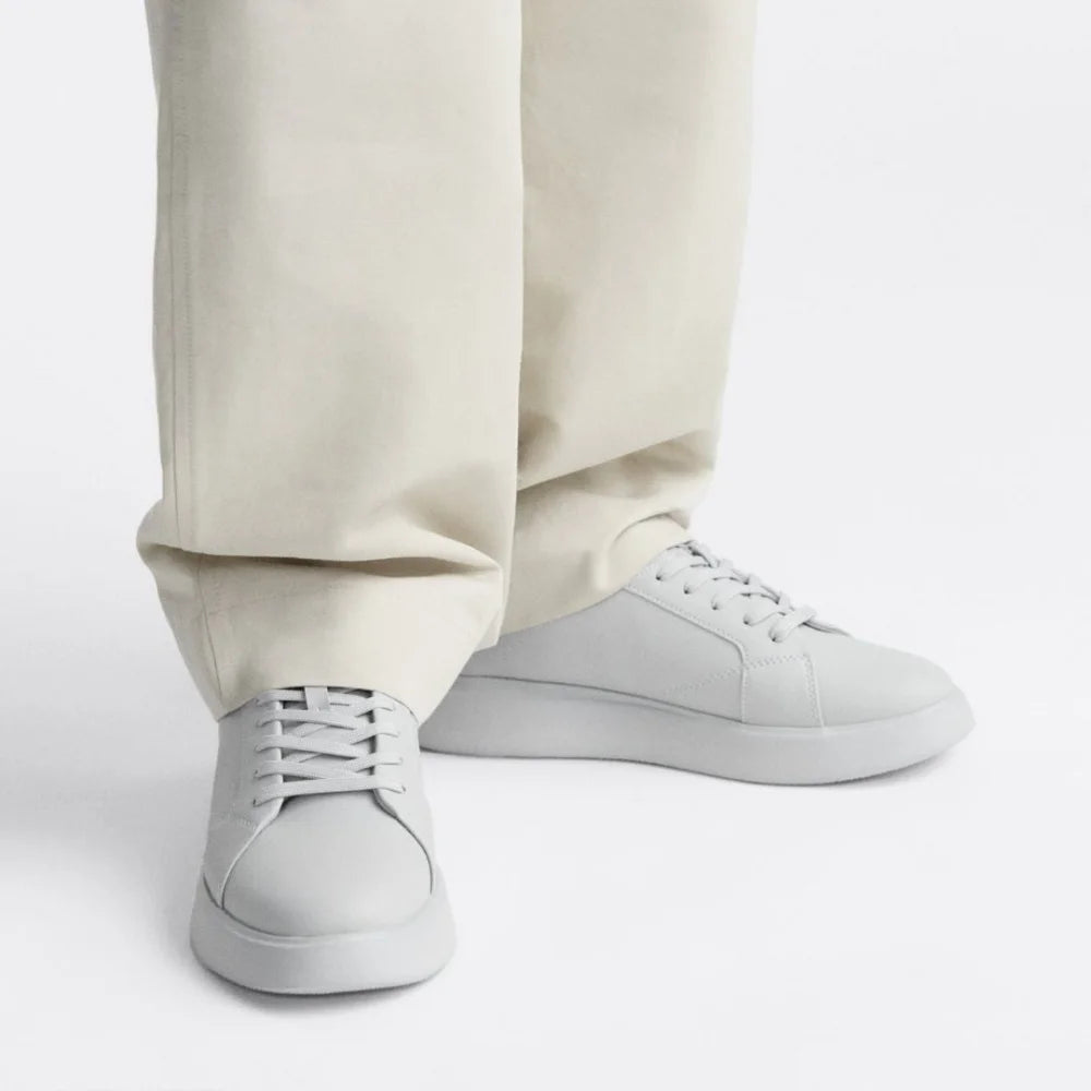 ZARA CHUNKY SOLE SNEAKERS gray