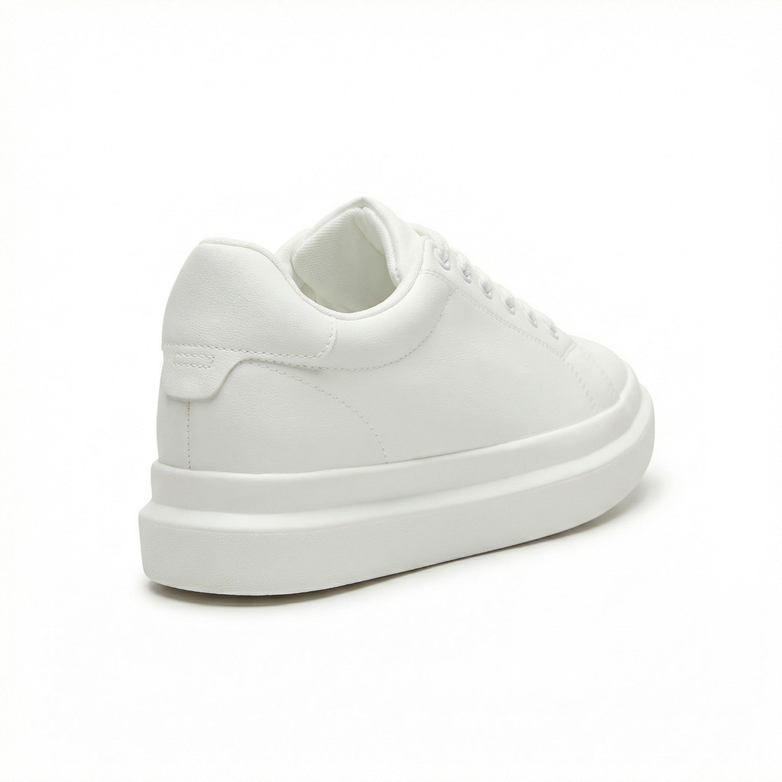 PULL&BEAR LIGHT WEIGHT SNEAKERS
