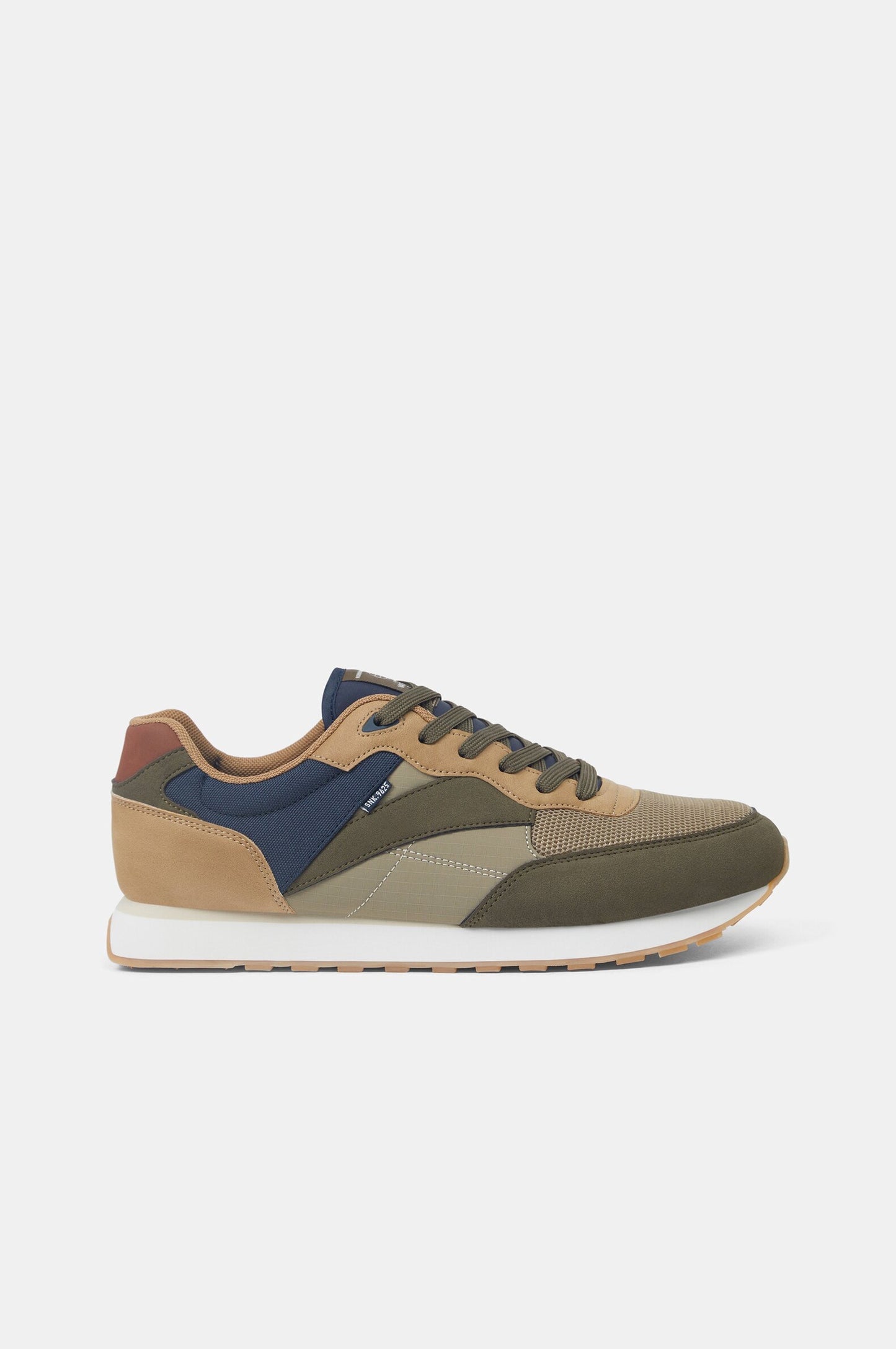 Casual sneakers trainers _footwear