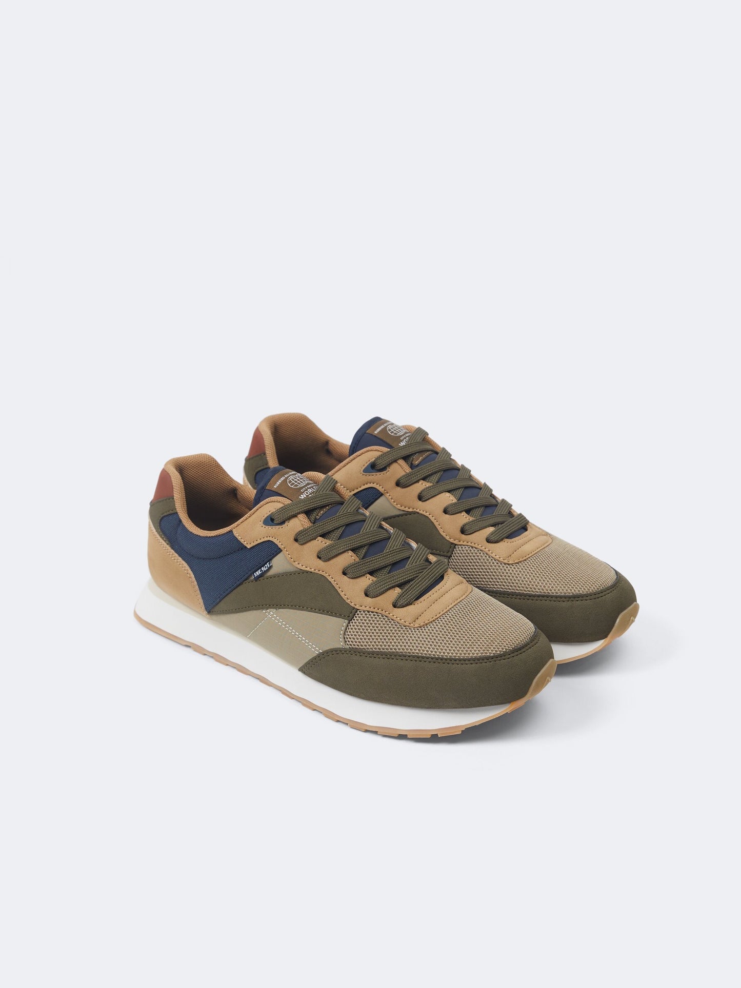 Casual sneakers trainers _footwear